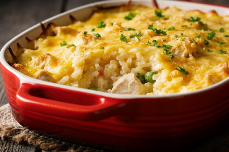 Arroz Cremoso com Frango e Queijo no Forno